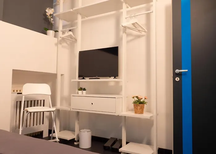 Blocco Sauli 4* ミラノ